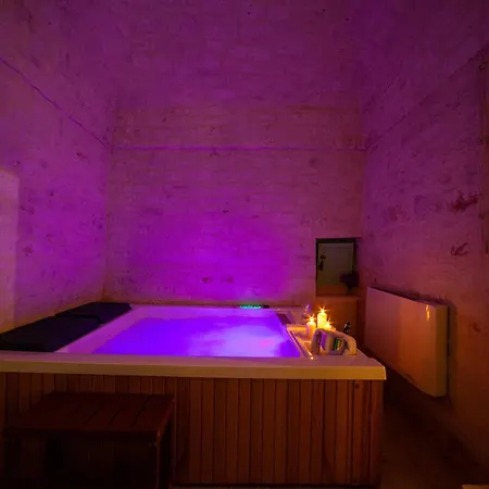 Bella Itria - Historic Center Exclusive بيت ضيافة 4*